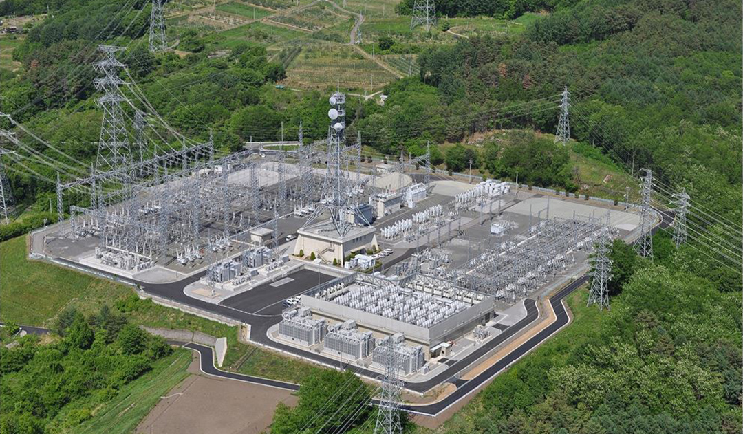 東信変電所　静止形無効電力補償装置（自励式SVC）1
