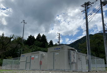 図3　系統用蓄電池写真